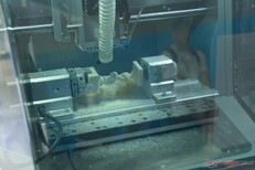 La Makera Z1 también incluye un sistema de extracción de polvo