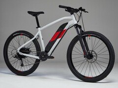 La 2023 Decathlon Rockrider E-ST 100 e-MTB cuenta con varias mejoras. (Fuente de la imagen: Cleanrider)