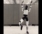 El Tesla Optimus muestra sus movimientos de baile para demostrar su "inteligencia incorporada". (Fuente de la imagen: Tesla Optimus vía X / anteriormente Twitter)