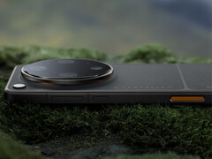 El Find X9 Ultra tiene una carcasa de cámara enorme.