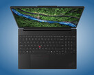 El ThinkPad P16s i Gen 5 visto desde arriba.