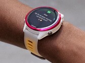 Los últimos relojes inteligentes Forerunner de Garmin (Forerunner 570 en la imagen) reciben la versión de software 15.52. (Fuente de la imagen: Garmin)