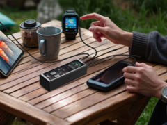 Lenovo lanza el banco de energía thinkplus 140W 20000mAh en China. (Fuente de la imagen: Lenovo)