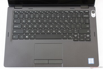 Disposición del teclado idéntica a la del Latitude 7400 2-in-1