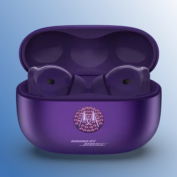 Se espera que los auriculares Moto Buds 2 Ultra sean superiores a los Moto Buds 2 Plus (en la imagen).