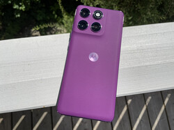 El Edge 60 Pro es un buen teléfono de gama media (Fuente de la imagen: Manuel Masiero)