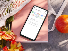 La actualización que alivia la batería ya está instalada a la fuerza en los Pixel 4a restantes. En la imagen: el teléfono. (Fuente de la imagen: Google)