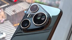 Primer análisis, muchas fotos y primeras pruebas de la cámara del Huawei Pura 80 Ultra, incluyendo comparaciones con el iPhone 16 Pro Max, el Vivo X200 Ultra y el Oppo Find X8 Ultra. (Fuente de la imagen: Weibo)
