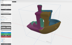 3D slicer herramienta de impresión 3D gratuita para pequeñas impresoras con un Benchy en exposición