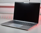 El HP EliteBook 8 G1a 14 (fuente de la imagen: Benjamin Herzig/Notebookcheck)