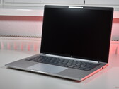 El HP EliteBook 8 G1a 14 (fuente de la imagen: Benjamin Herzig/Notebookcheck)