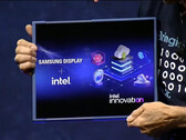 La primera pantalla de PC enrollable de Samsung (imagen: Intel/YouTube)
