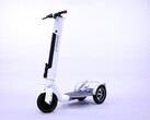 El e-scooter de tres ruedas Striemo cuenta con un mecanismo de ayuda al equilibrio para lograr la máxima estabilidad. (Fuente de la imagen: Striemo)