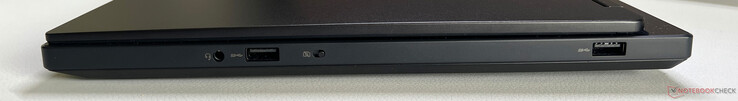 Derecha: 3,5 mm estéreo, USB-A 3.2 Gen.1 (5 Gbps), cámara web eShutter, USB-A 3.2 Gen.1 (5 Gbps)