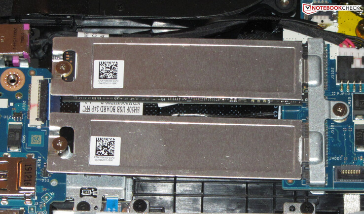 El CN315-71P acepta dos SSD M.2 2280.