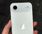 El Apple iPhone 17 Air podría tener una de las baterías más pequeñas de los smartphones modernos (Fuente de la imagen: @MajinBuOfficial)