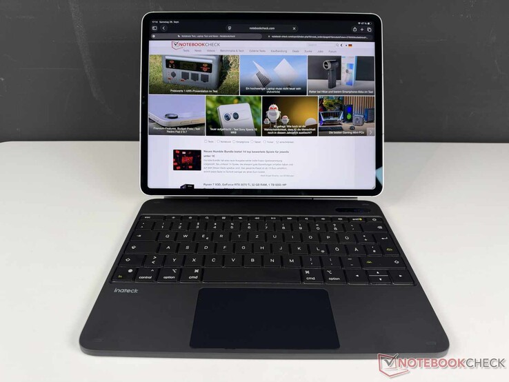 iPad Pro de 12,9 pulgadas acoplado a Inateck NeoMagic