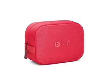 Los auriculares vienen con una funda de transporte a juego. (Fuente de la imagen: Beats by Dre)