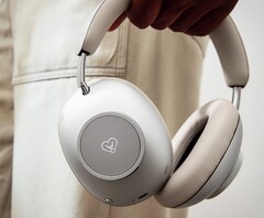 Loewe lanza sus primeros auriculares over-ear con ANC (Fuente de la imagen: Loewe)