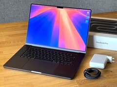 Puede que tarde un poco más hasta que el MacBook Pro Apple reciba el M6 y un rediseño a fondo (Fuente de la imagen: Notebookcheck)