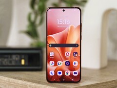 Reseña del Motorola Edge 60 Neo. (Fuente de la imagen: Marcus Herbrich)