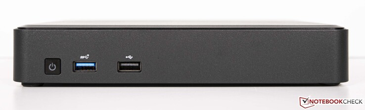 Frontal: Encendido, 1x USB3.1 Gen.2, 1x USB2.0