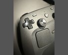 Una imagen en primer plano del nuevo Steam Controller de Valve
