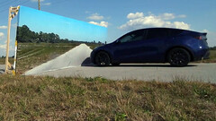 El HW3 Modelo Y no superó la prueba de choque contra el muro de carretera de Wile E. Coyote. (Fuente de la imagen: Kyle Paul/X)