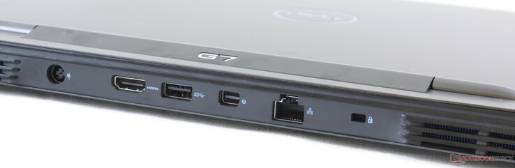Detrás: Adaptador de CA, HDMI 2.0, USB 3.1 Tipo A, Mini-DisplayPort, Gigabit RJ-45, ranura Wedge Lock