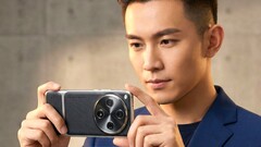 Según un filtrador fiable, unos renders generados parcialmente por IA revelan supuestamente el diseño final del Oppo Find X9 Ultra. (Fuente de la imagen: Smartprix)