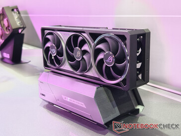 Frontal de la base eGPU (Fuente de la imagen: Notebookcheck)