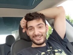 El popular livestreamer Paul Denino se compró un nuevo Tesla tras una supuesta estafa con criptomonedas de 500.000 dólares (Imagen: Ice Poseidon)