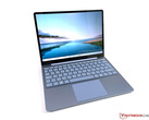 Se espera que el Surface Laptop Go 3 se parezca a su predecesor, en la imagen. (Fuente de la imagen: Notebookcheck)