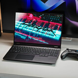Recenzja XMG Core 16 M25 - laptop do gier AMD z wyświetlaczem 300 Hz i RTX 5070