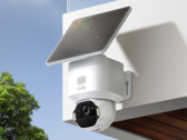 La Eufy SoloCam E42 de Anker (en la imagen) puede grabar de forma continua si se alimenta por cable y admite la carga solar con el panel desmontable SolarPlus 2.0 de Eufy. (Fuente de la imagen: Amazon/Anker)