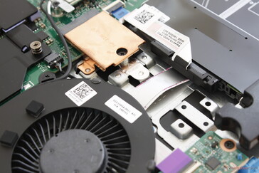 La unidad Toshiba BG4 SSD de nuestra unidad es M.2 2230 en lugar de 2280. No obstante, se admiten 2280 unidades SSD