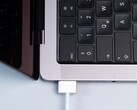 WhatCable ofrece información sobre los cables MagSafe y USB-C.