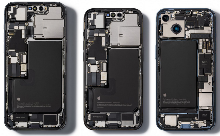 Interior y batería del iPhone serie 14. (Fuente: iFixit)