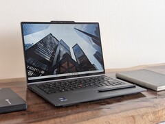 Los usuarios que busquen el máximo rendimiento deberían descartar todos los modelos del ThinkPad X1 2-en-1 de la 11.ª generación, salvo el Core Ultra X7.