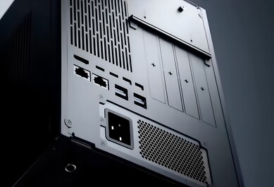 Parte trasera del PC de estación de trabajo compacto DeskOne A1.