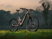 Motor potente, cuadro ligero: La Mondraker Zendit R