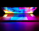 Es posible que el MacBook Pro « Apple » cuente en el futuro con una pantalla mucho más brillante.