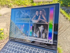 Al aire libre bajo la luz del sol