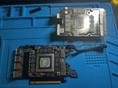 La GPU Nvidia RTX 6000 para estaciones de trabajo cuenta con una matriz AD102 casi completa. (Fuente de la imagen: u/Healthy-Blood-54 en Reddit)