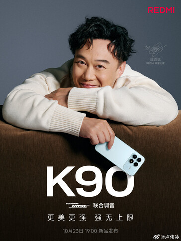 El Redmi K90 en una opción de color azul cielo. (Fuente de la imagen: Redmi)