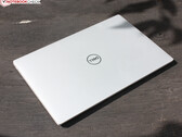 Revisión del portátil Dell XPS 13 9315: Bajo rendimiento, increíble duración de la batería