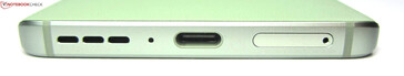 Parte inferior: altavoz, micrófono, USB-C 2.0, ranura SIM