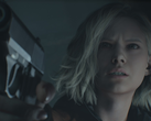 Una captura de pantalla de la protagonista de Resident Evil Reqiuem, Grace Ashcroft, sosteniendo una pistola