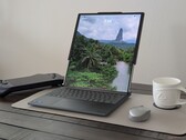 El ThinkBook Plus Gen6 alberga una pantalla OLED de 16,7 pulgadas en un formato de 14 pulgadas (Fuente de la imagen: Notebookcheck)
