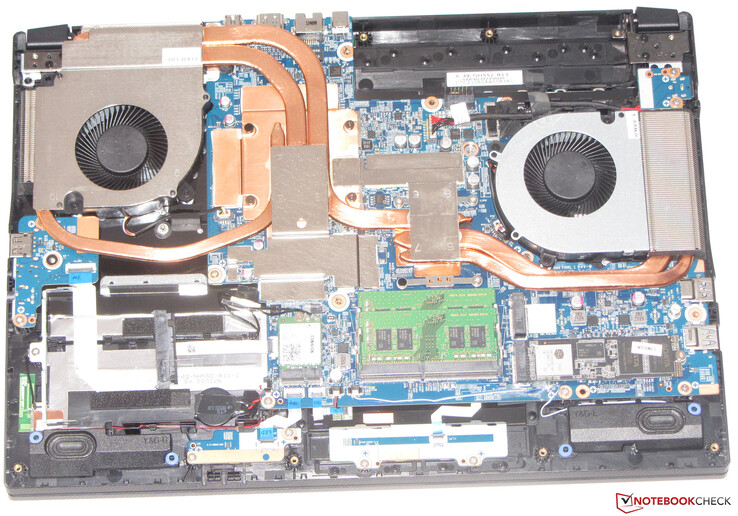 El interior del Gigabyte A5 X1